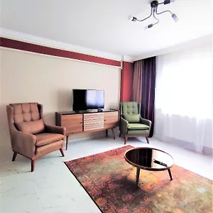 Intimate Haydarpasa Apartment