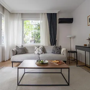 Your Oasis In Lively Moda, Near Sea Apartment